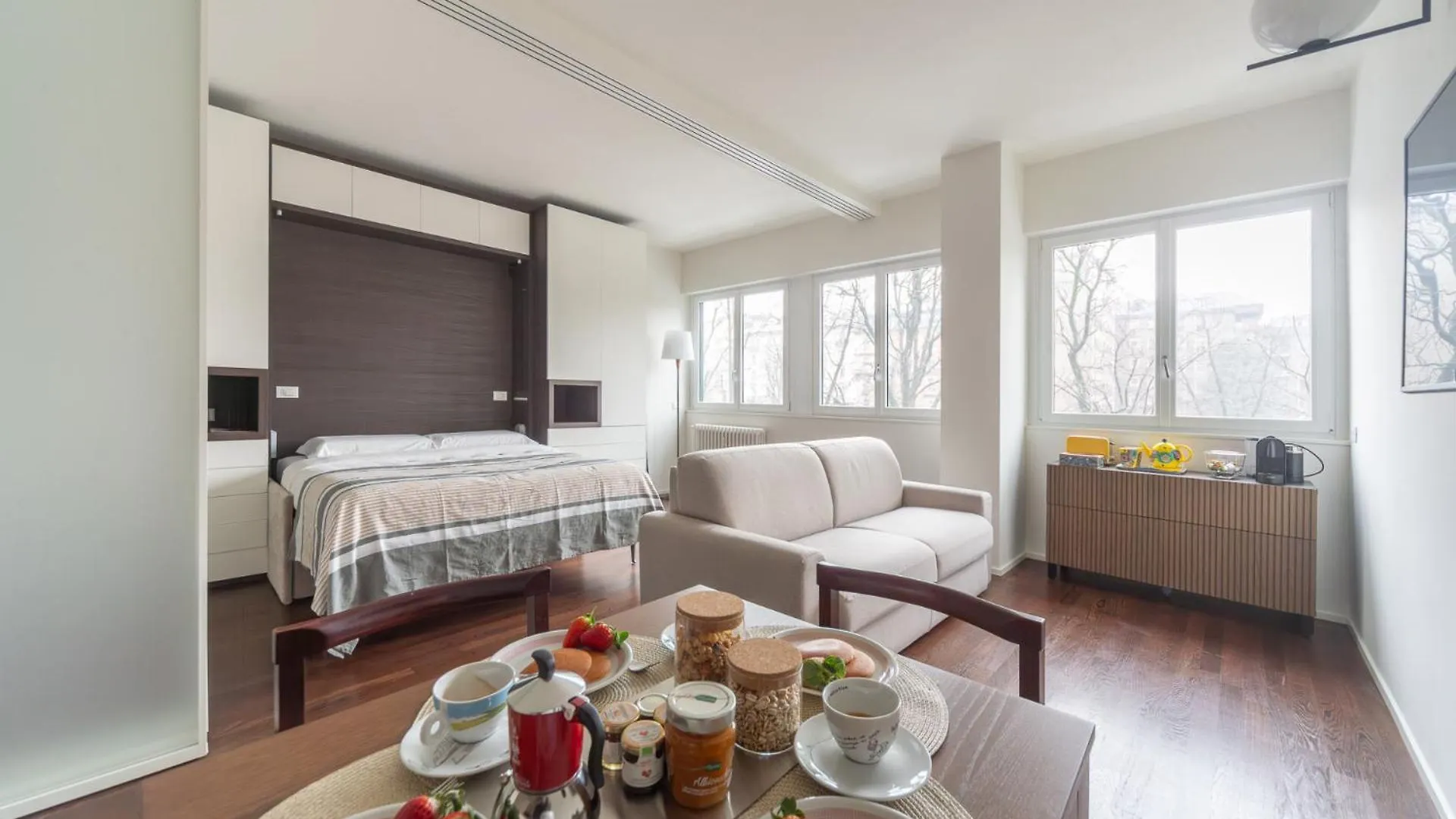 Charming & Bright Apartment Near Milan'S Fashion District 0*, ミラノ